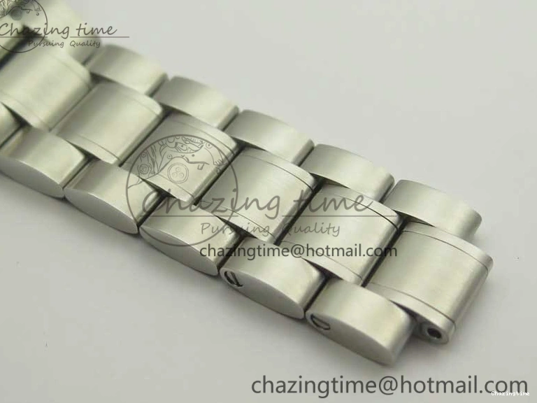 1225 ComfortFit Speedmaster SS “Speedy Tuesday” OMF Best Edition Black Dial on SS Bracelet Manual Winding Chrono Movement 7994